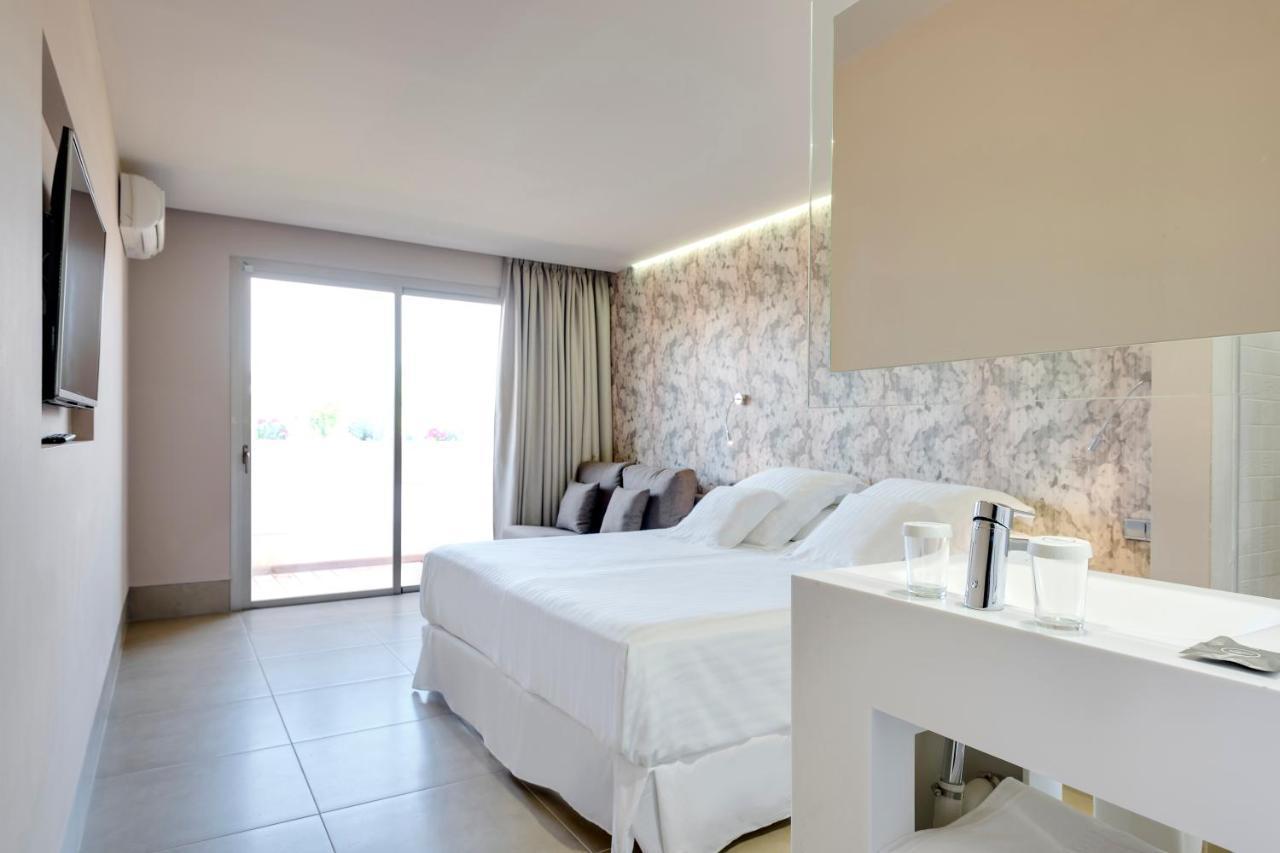 Hotel Occidental Ibiza Port des Torrent Esterno foto