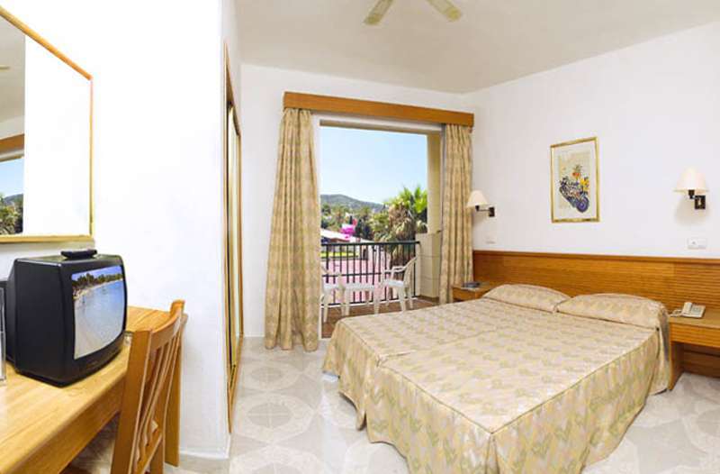 Hotel Occidental Ibiza Port des Torrent Esterno foto