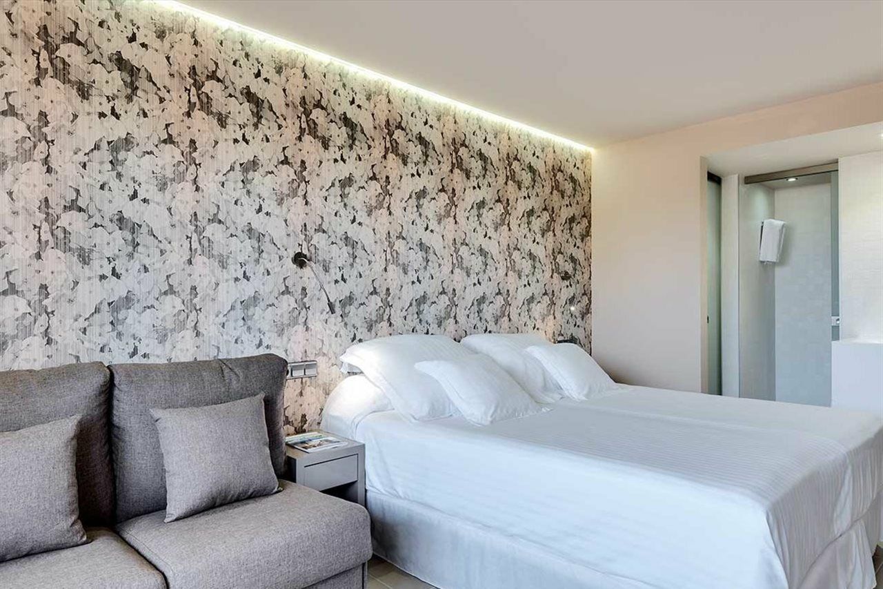 Hotel Occidental Ibiza Port des Torrent Esterno foto